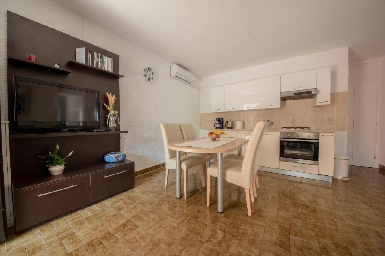 Apartman Bozica Vir Extérieur photo