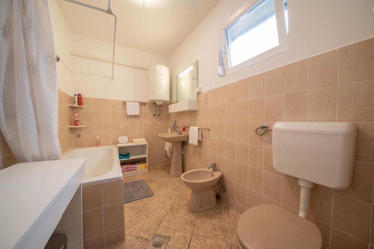 Apartman Bozica Vir Extérieur photo
